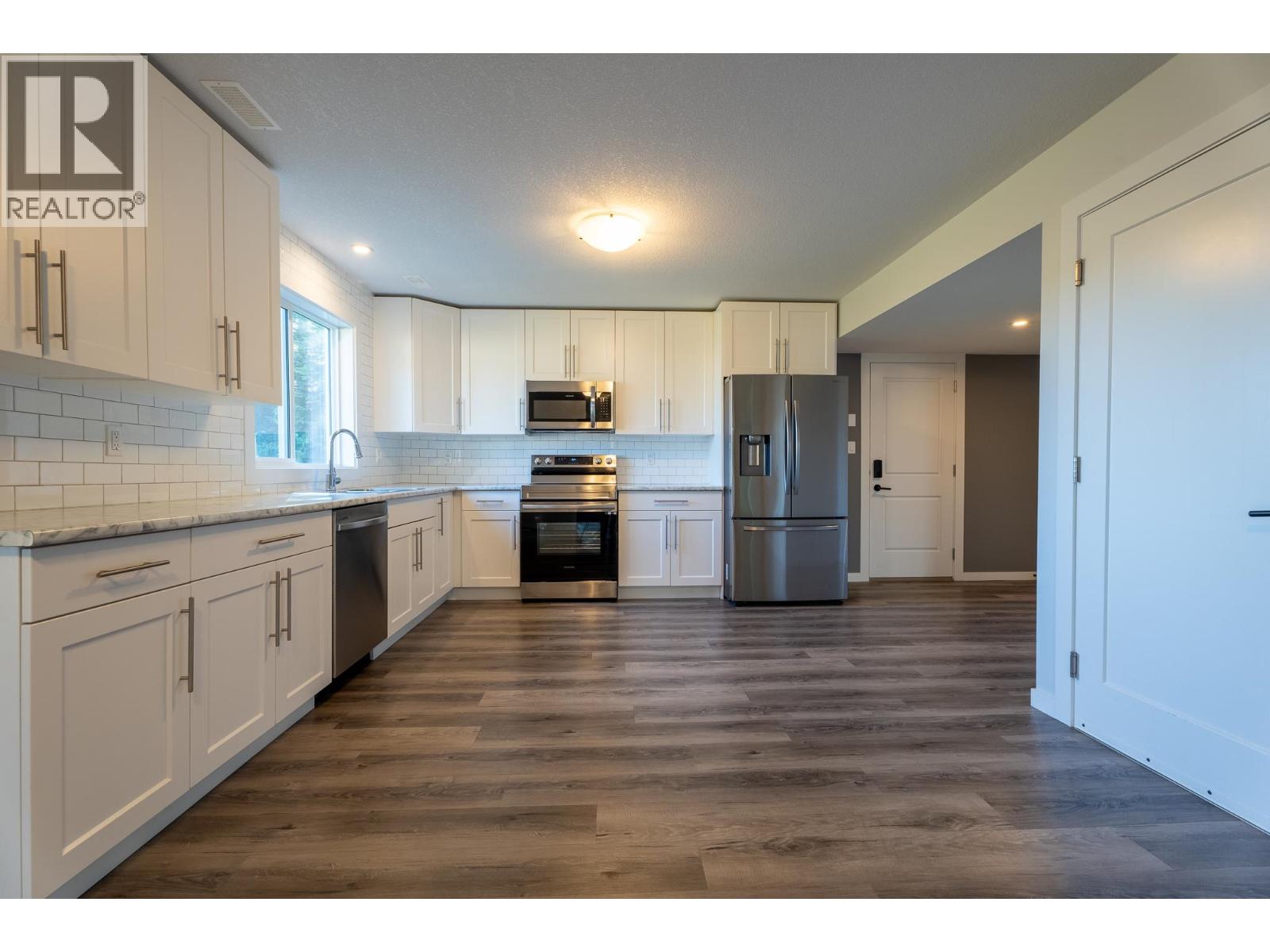 Photo 34 of 40 — 5590 WOODVALEY DRIVE · Prince George, BC
