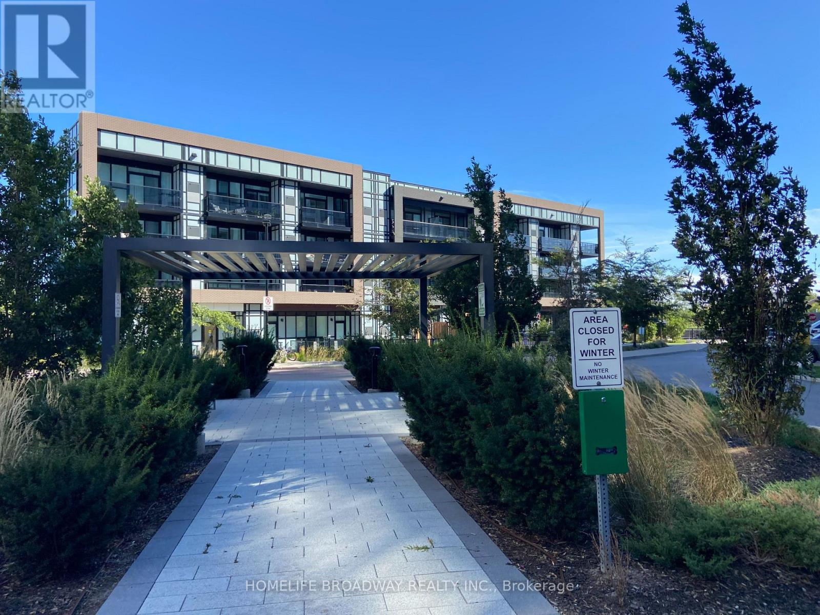 120 - 50 GEORGE BUTCHART DRIVE, Toronto (Downsview-Roding-CFB)