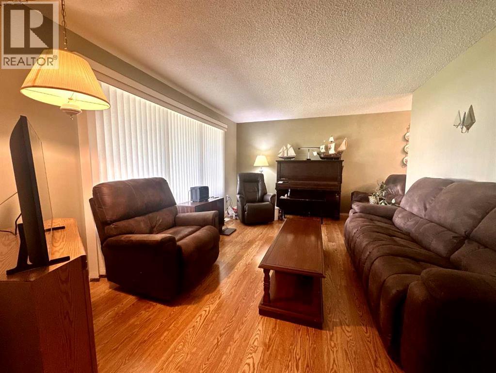 412 Main Street, Turtleford — photo 13