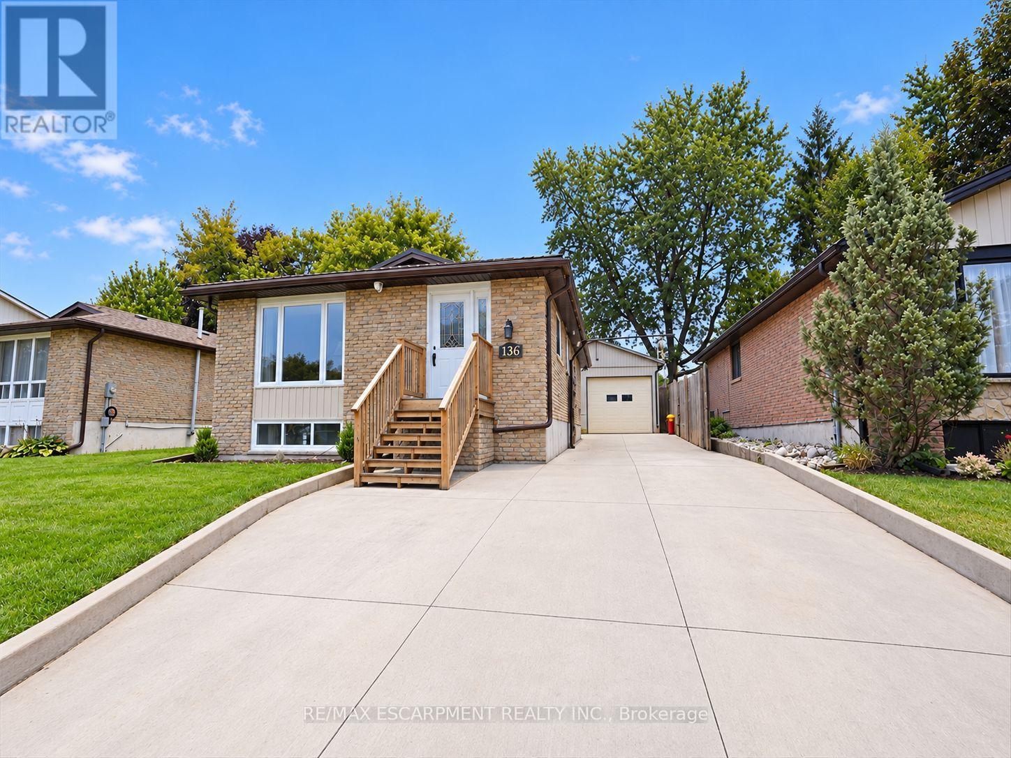 136 WOODLAWN AVENUE, Brantford
