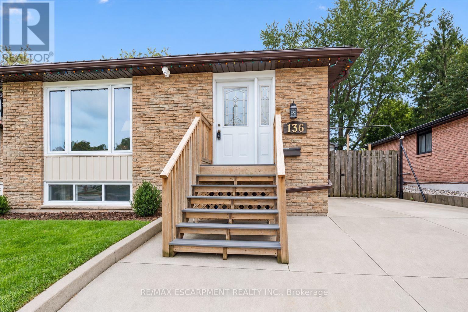 136 WOODLAWN AVENUE, Brantford — photo 3
