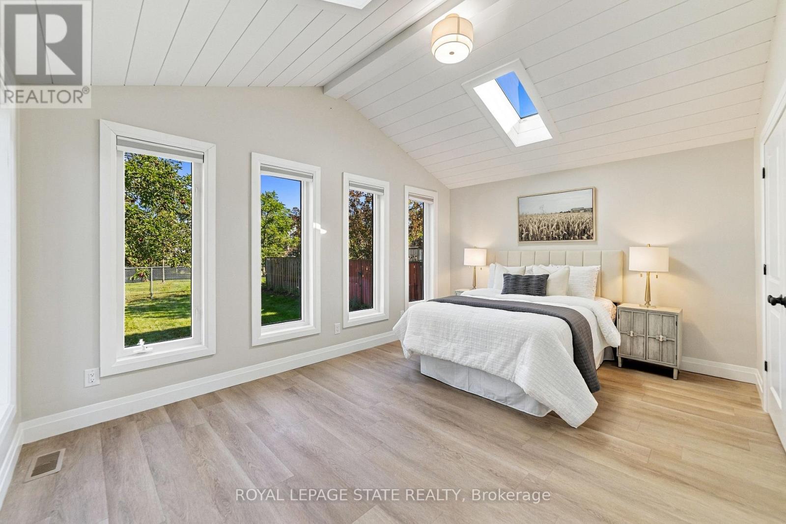 5 HERBERT COURT - 23
