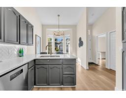 102 9012 Walnut Grove Drive, Langley, BC V1M2K3 Photo 9