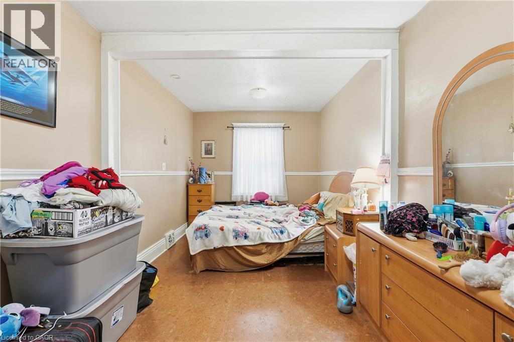 524 ROXBOROUGH Avenue - Image 9