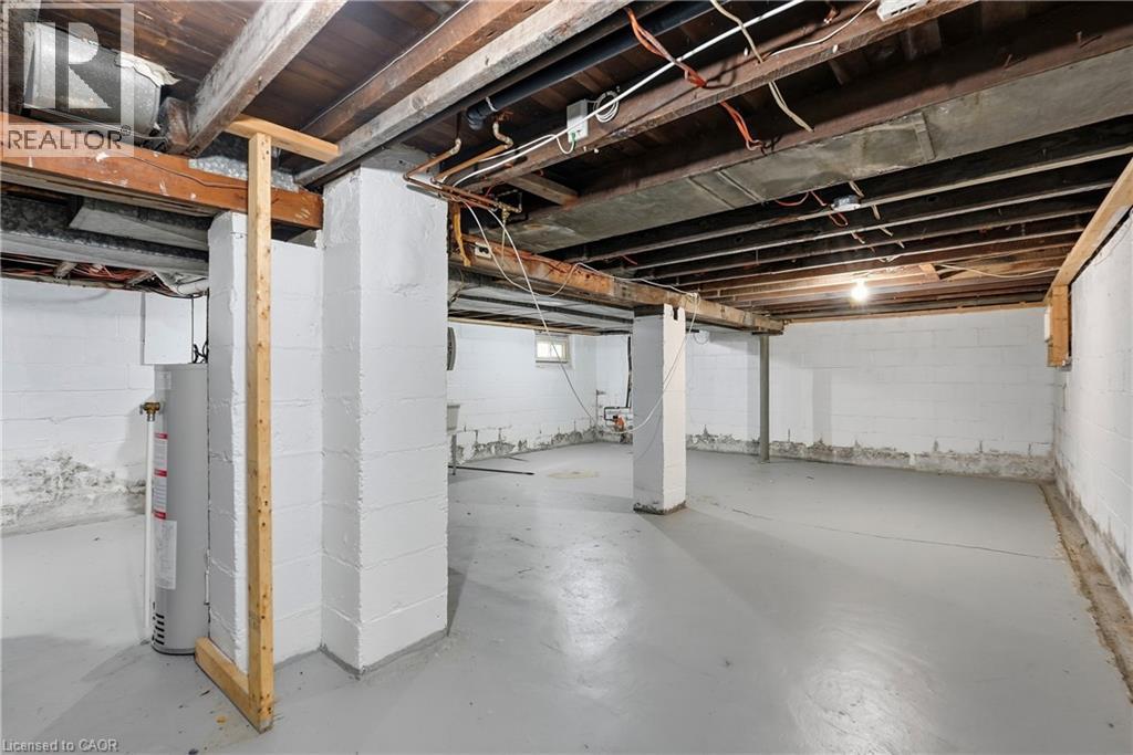 524 ROXBOROUGH Avenue - 11