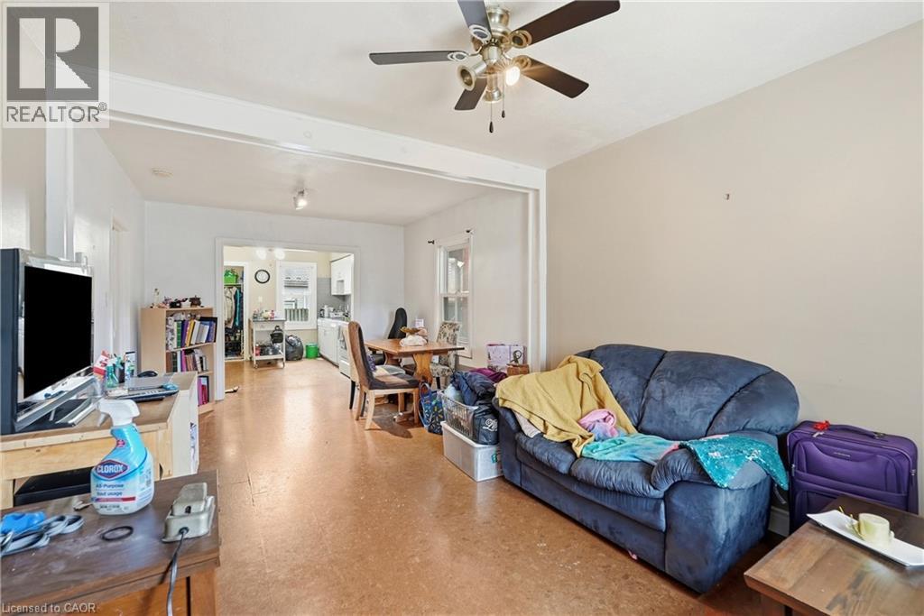 524 ROXBOROUGH Avenue - Image 3