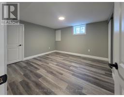 2 - 109 Purdy Crescent, Hamilton, ON L9A3B5 Photo 8