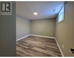2 - 109 Purdy Crescent, Hamilton, ON L9A3B5 Photo 9