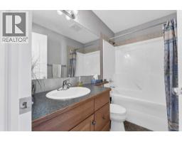 6 Cottonwood Court Sw, Medicine Hat, AB T1B4R5 Photo 20