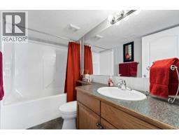 6 Cottonwood Court Sw, Medicine Hat, AB T1B4R5 Photo 36