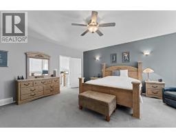 6 Cottonwood Court Sw, Medicine Hat, AB T1B4R5 Photo 23