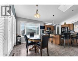 Bedroom - 6 Cottonwood Court Sw, Medicine Hat, AB T1B4R5 Photo 13