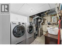 6 Cottonwood Court Sw, Medicine Hat, AB T1B4R5 Photo 37