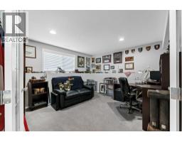 6 Cottonwood Court Sw, Medicine Hat, AB T1B4R5 Photo 32