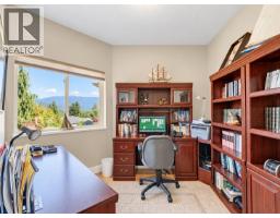 6388 Piper Place, Sechelt, BC V7Z0L1 Photo 28