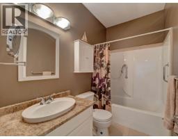 6388 Piper Place, Sechelt, BC V7Z0L1 Photo 30