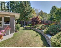 6388 Piper Place, Sechelt, BC V7Z0L1 Photo 7