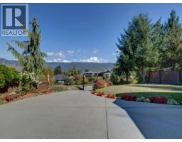 6388 Piper Place, Sechelt, BC V7Z0L1 Photo 13