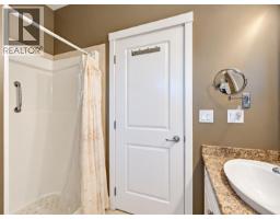 6388 Piper Place, Sechelt, BC V7Z0L1 Photo 27