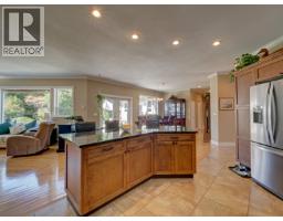 6388 Piper Place, Sechelt, BC V7Z0L1 Photo 20