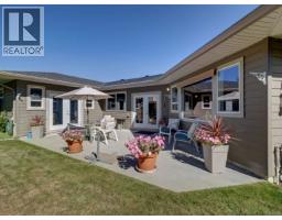 6388 Piper Place, Sechelt, BC V7Z0L1 Photo 12