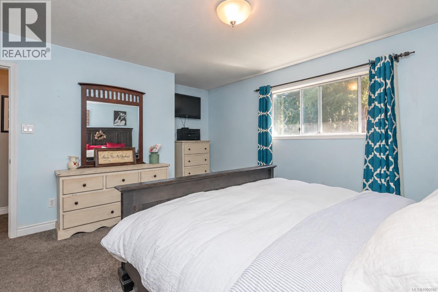 6535 Wicks Rd - Image 28