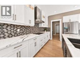 Primary Bedroom - 11 Aspen Vista Way Sw, Calgary, AB T3H0Y7 Photo 11