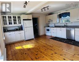 Primary Bedroom - 1663 Highway 3, East Pubnico, NS B0W2A0 Photo 11