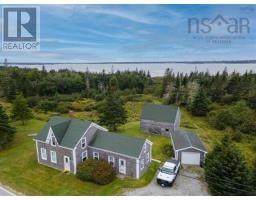 1663 Highway 3, East Pubnico, NS B0W2A0 Photo 30