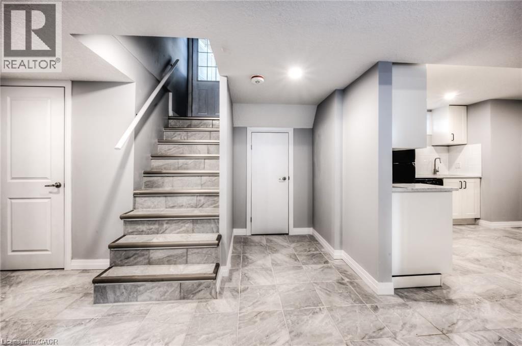 33 RUSKVIEW Road Unit# LOWER, Kitchener