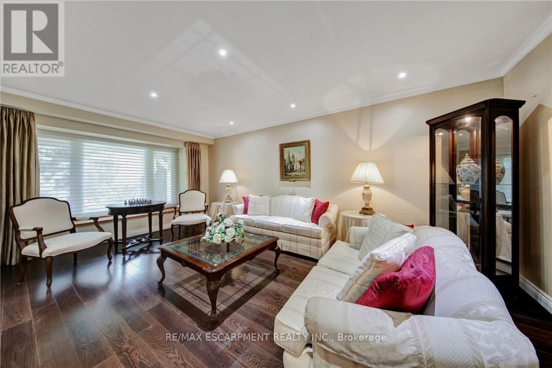 2284 MANSFIELD DRIVE, Burlington (Tyandaga) — photo 9