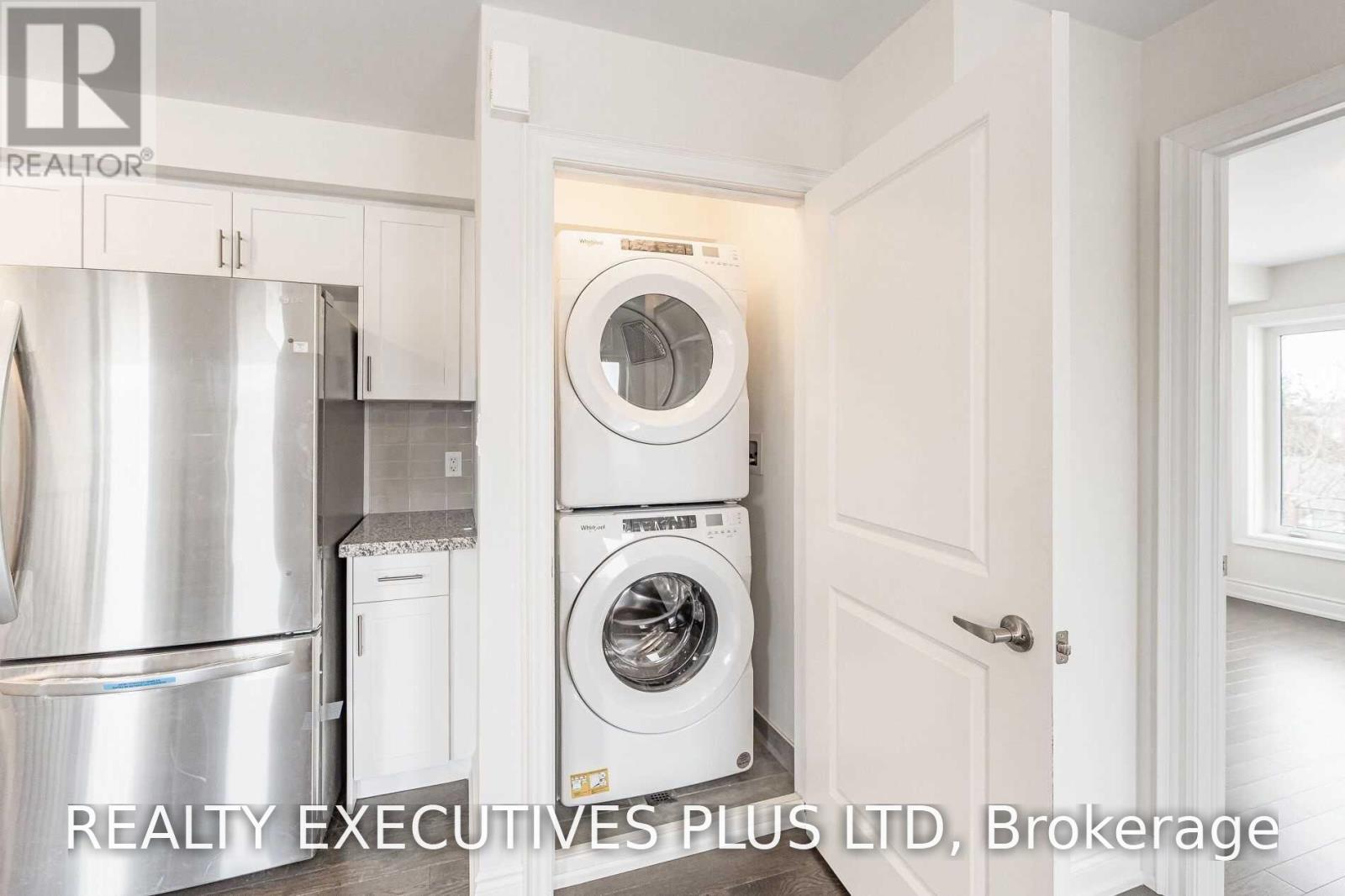 UPPER - 23 BLACKSTONE STREET, Toronto (Rustic) — photo 12