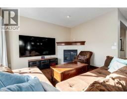 Bedroom - 43 Cougar Plateau Circle Sw, Calgary, AB T3H5S6 Photo 12