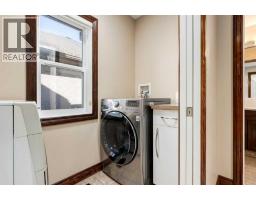 43 Cougar Plateau Circle Sw, Calgary, AB T3H5S6 Photo 26