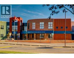 43 Cougar Plateau Circle Sw, Calgary, AB T3H5S6 Photo 44