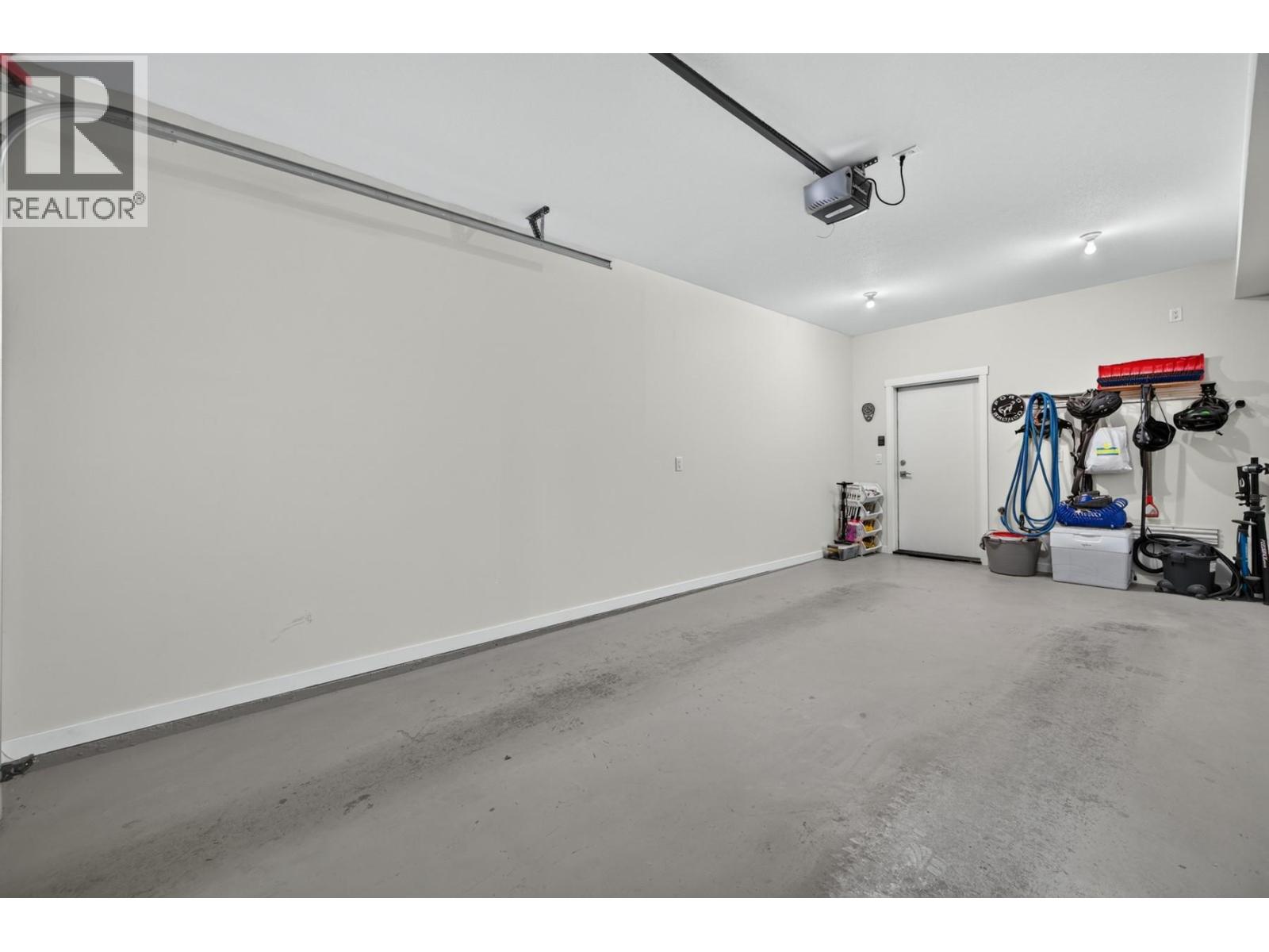 312 Belmonte Avenue - 35