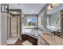 214 Valley Woods Place Nw, Calgary, AB T3B6A3 Photo 32