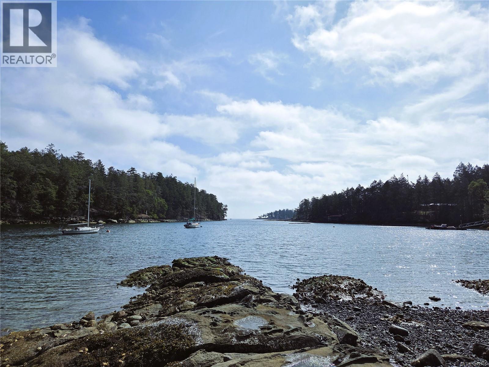 3199 Coast Rd - Image 46