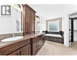 15 Towers Close, Red Deer, AB T4P0K7 Photo 20