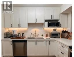 18 Holborn Court Unit# 105, Kitchener, ON N2A4A1 Photo 9
