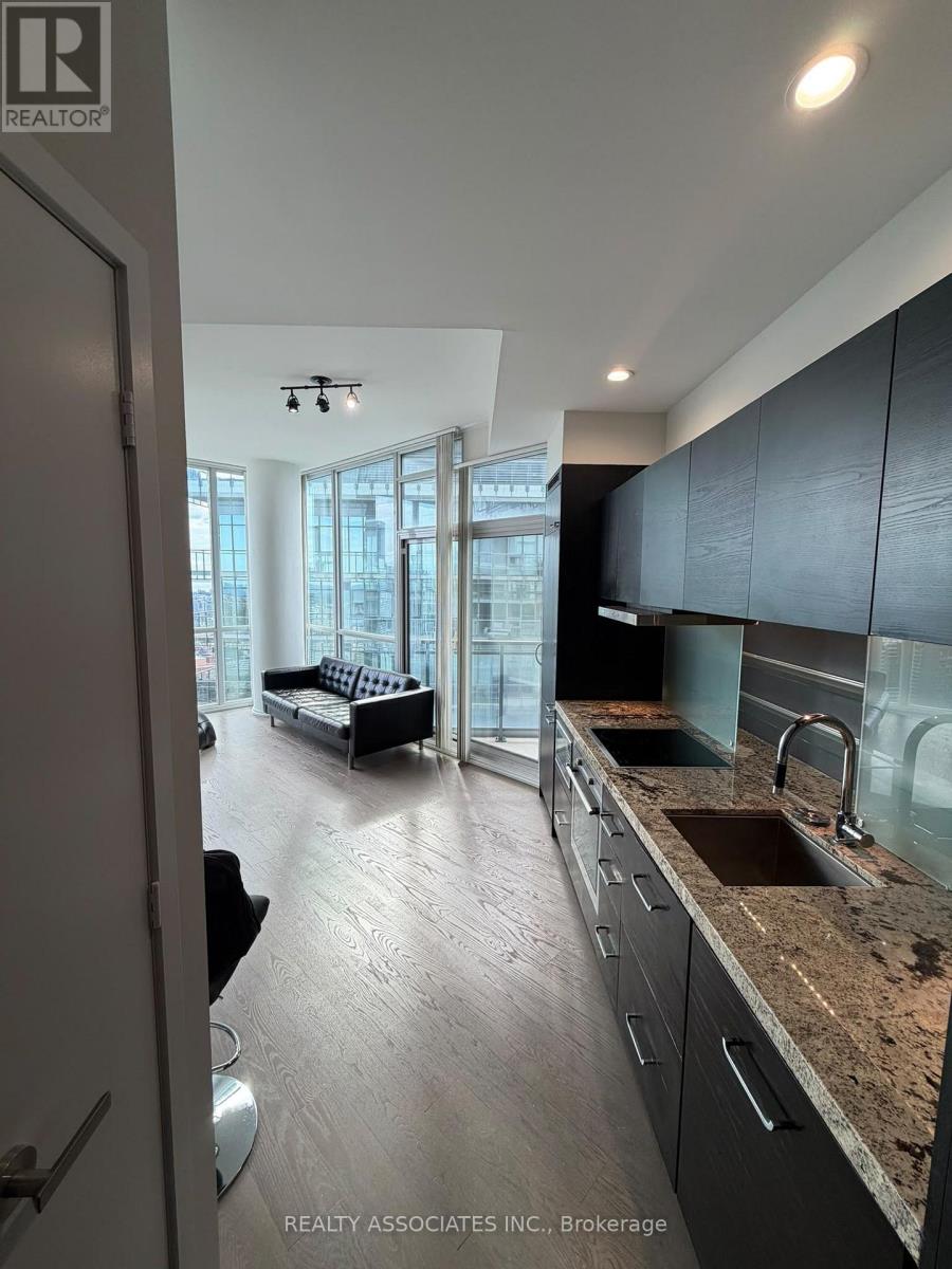 5202 - 45 CHARLES STREET E, Toronto (Church-Yonge Corridor) — photo 3