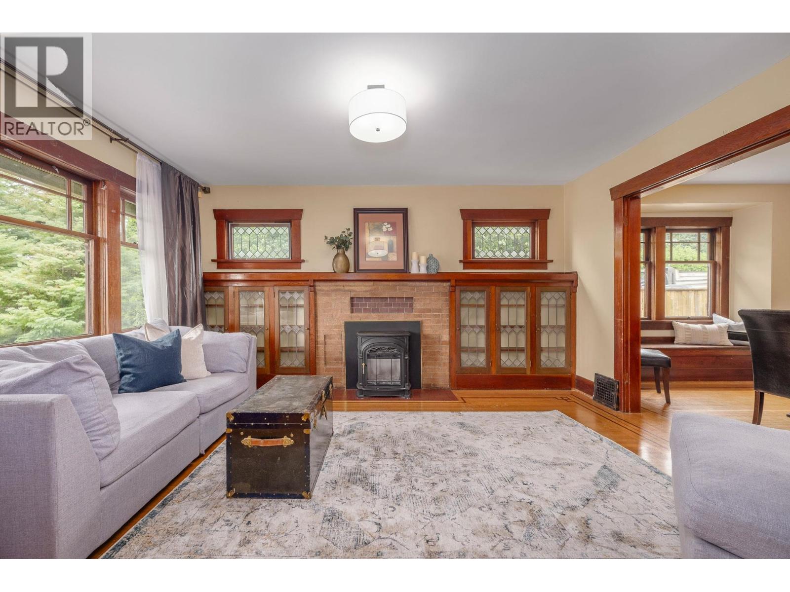 931 SECOND STREET, New Westminster