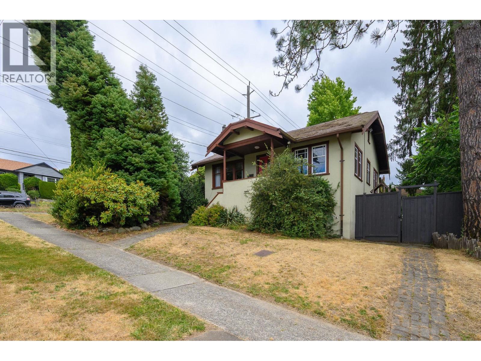 931 SECOND STREET, New Westminster