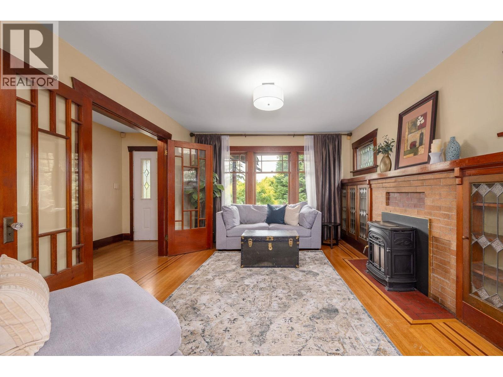 931 SECOND STREET, New Westminster