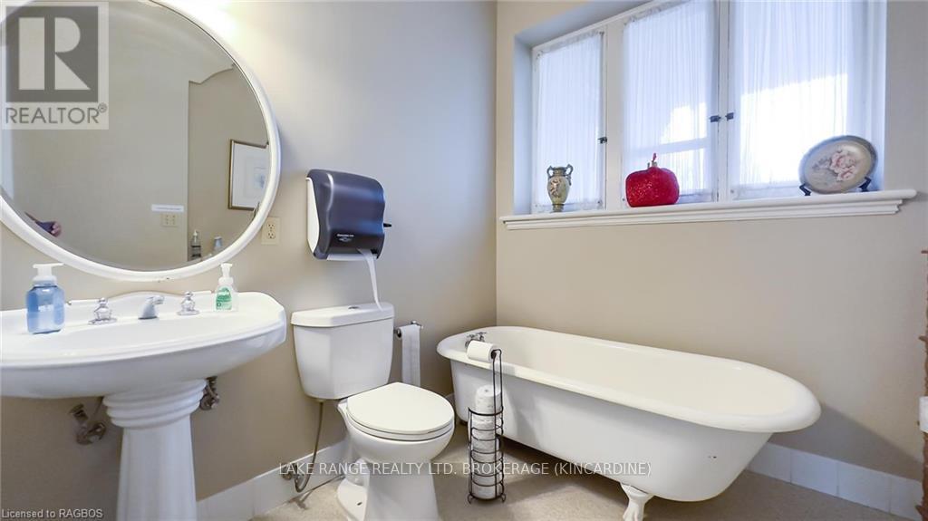 255 DURHAM STREET, Kincardine — photo 15