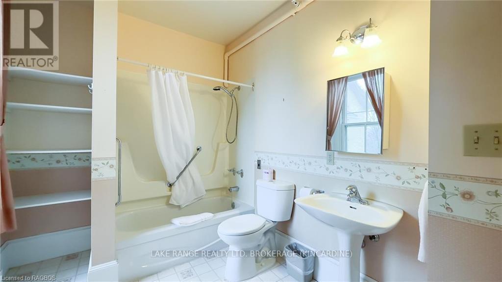 255 DURHAM STREET, Kincardine — photo 22