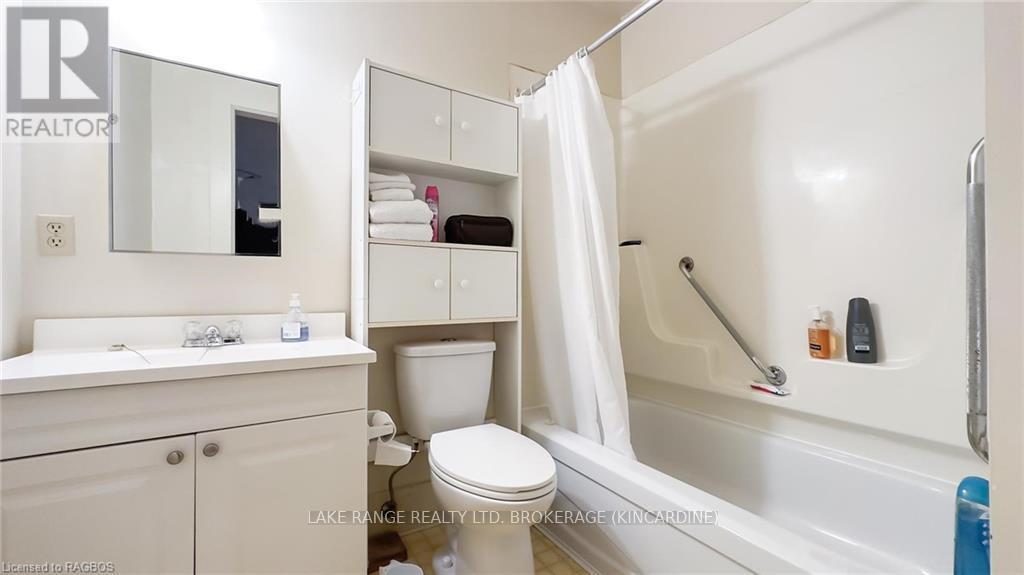 255 DURHAM STREET, Kincardine — photo 24