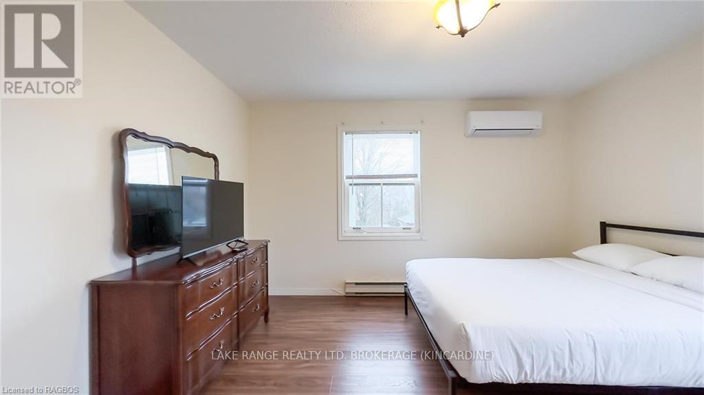 255 DURHAM STREET, Kincardine — photo 35