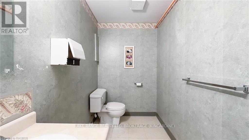 255 DURHAM STREET, Kincardine — photo 40
