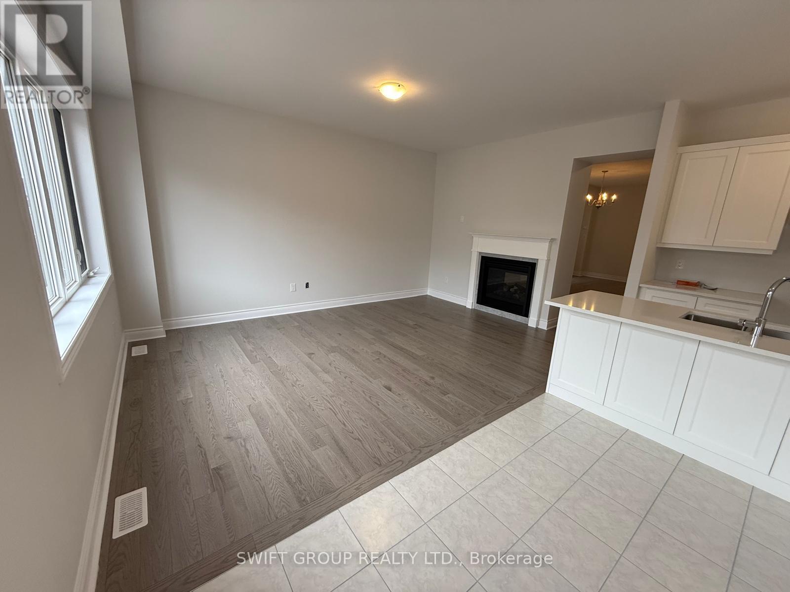 31 KEYWORTH CRESCENT, Brampton (Sandringham-Wellington North) — photo 5